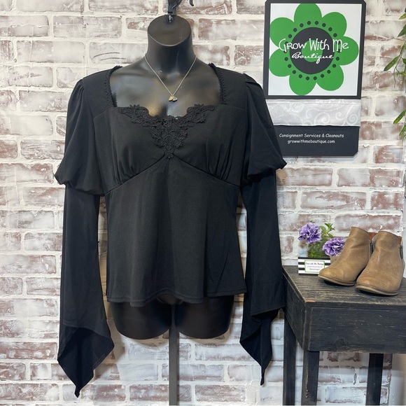 Gothic Black Women's Top 2XL - Picture 1 of 7